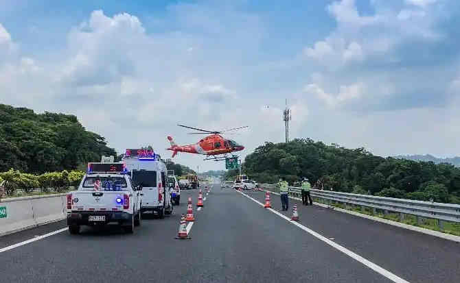 瓮安高速公路汽车救援案例